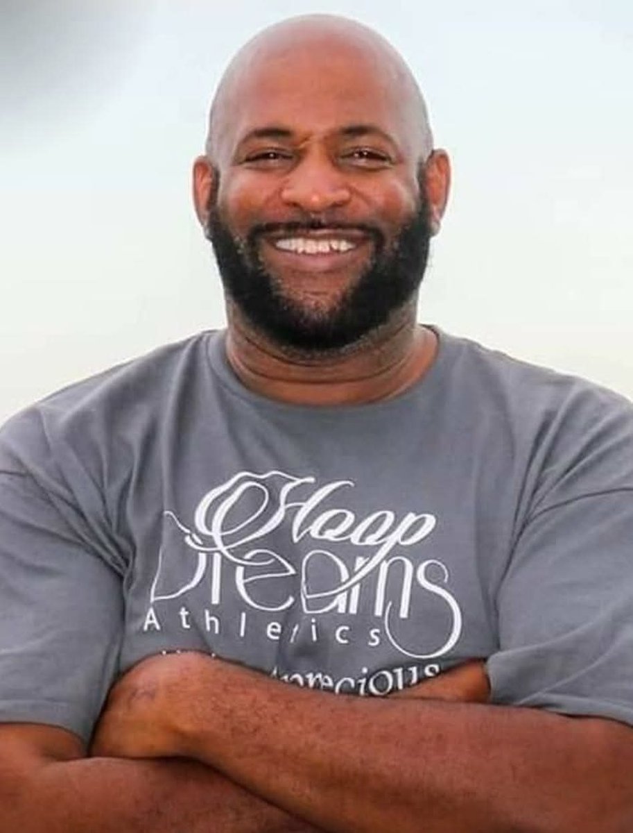 I will NO LONGER support those that dont show me the same love in return. And this goes for EVERYONE. Parents, Players, Tournament Directors. 

See I know my worth and I am skilled at what I do. And I meant every word that I just said.