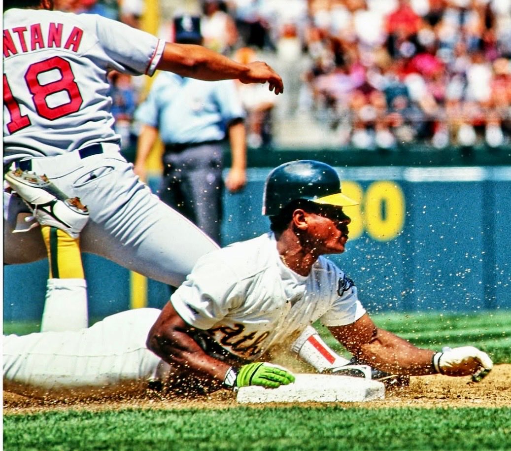 Rickey Henderson was an absolute stud…🐐🧤⚾️