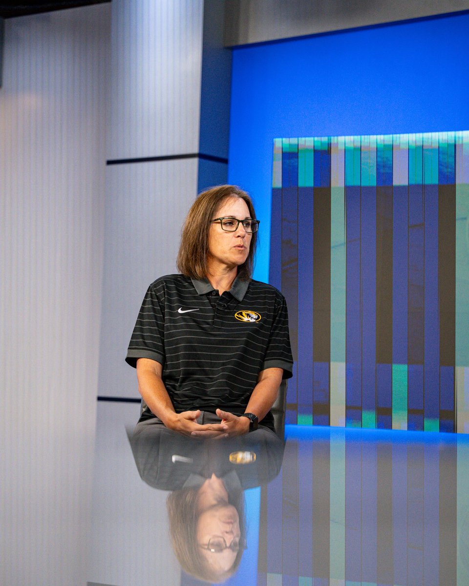 Catch Coach Golan on <a href="/ABC17News/">ABC 17 News</a> tonight at 9:30 PM CT for Sunday Sit-Down‼️

#MIZ 🐯 | #TakeTheStairs