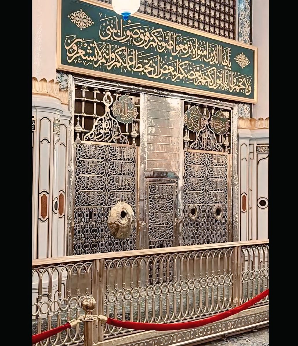 السلام وعلیکم ورحمتہ اللہ وبرکاتہ
صبح بخیر 

خود کو ہمیشہ بہترین بنانے کی کوشش کرو، لیکن یہ خیال رکھو کہ تمھیں کامیابی دوسروں کو نیچا دکھانے سے نہیں بلکہ خود کو بہتر بنانے سے ملے گی

Have a good day friends 🧡