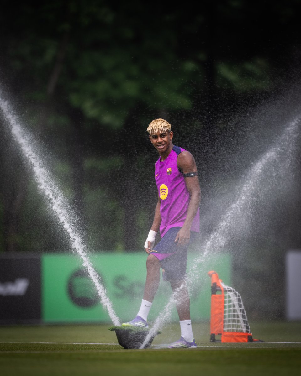 fcbarcelona_br's tweet photo. 💎💦 https://t.co/qW6h4Nu6Hj