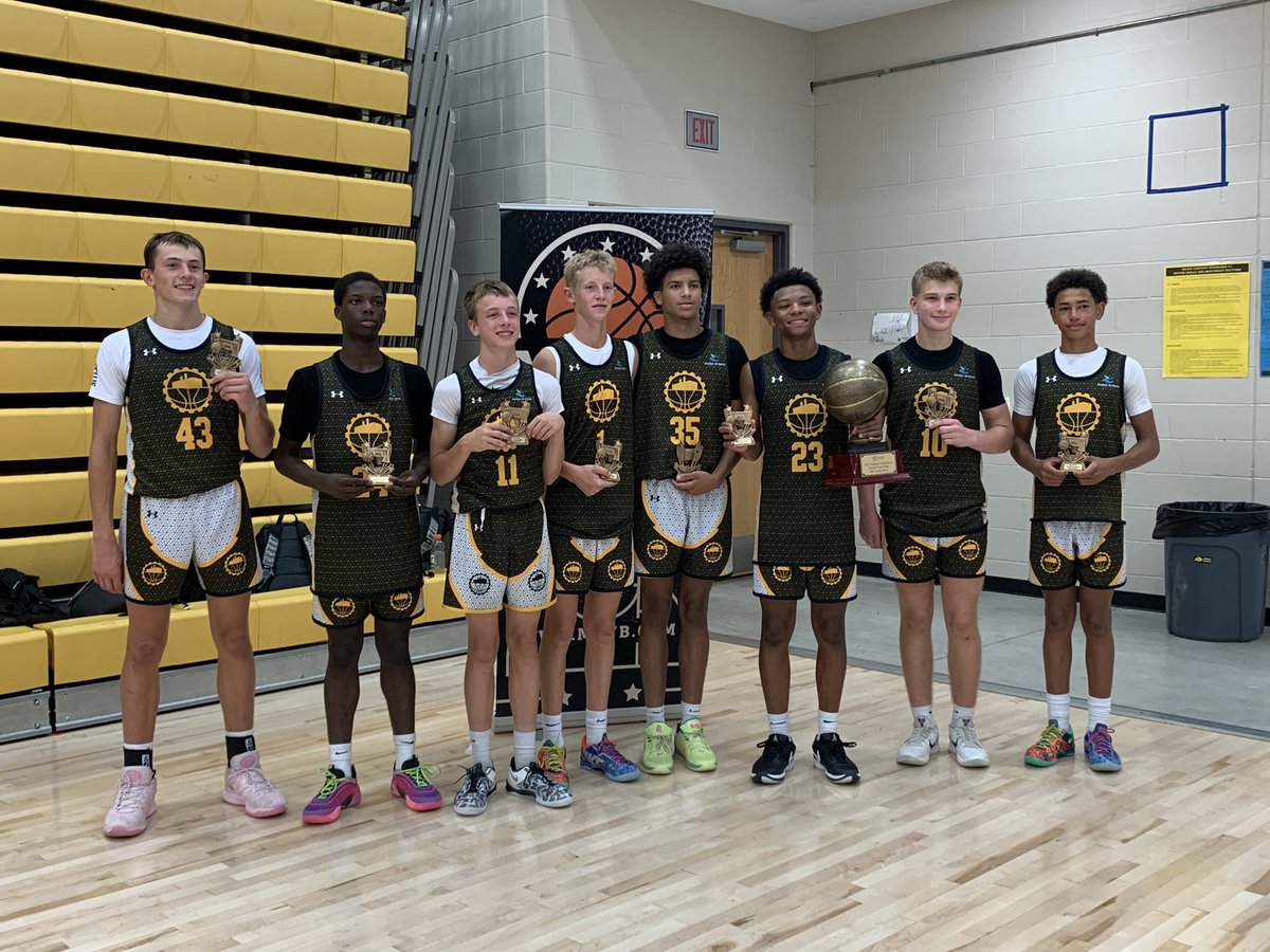 Mokan out scored us by a couple points late in the championship game, but good tournament for the guys! 2nd place out of 91 teams from all over the nation is something to be proud of! 8 games in 3 days… 🤯