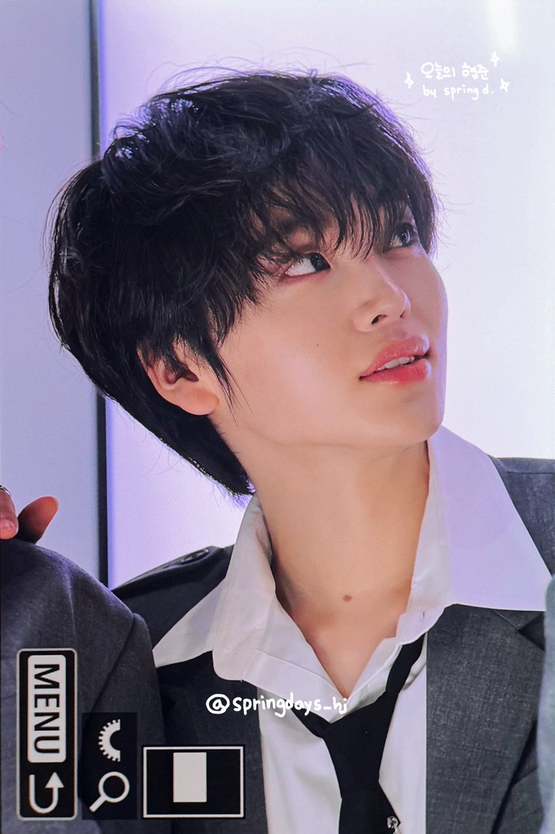 250803 KCONLA2025 COSRX 부스 
#형준 #크래비티 #HYEONGJUN #CRAVITY