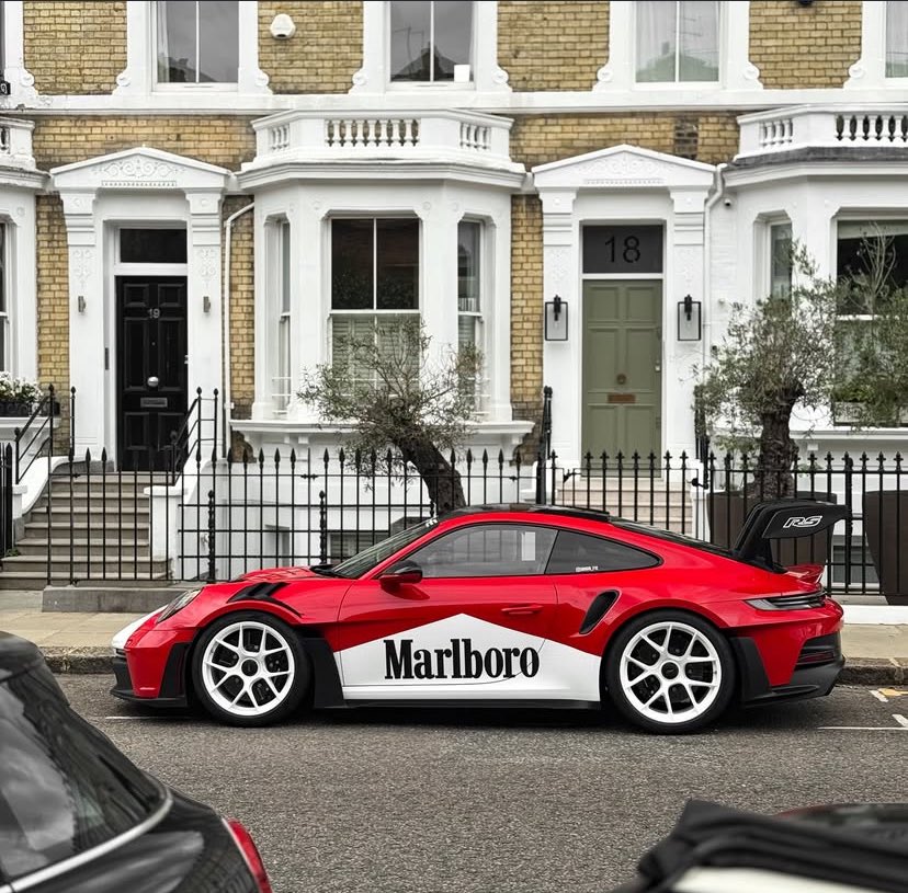 Jordan92338366's tweet photo. 992 GT3RS with Marlboro livery 💨 https://t.co/ntfMC7wO6X