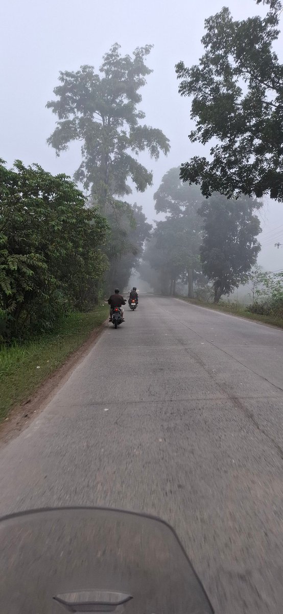 Jarak pandang yg mulai dibatasi
#BukanTentangKabut