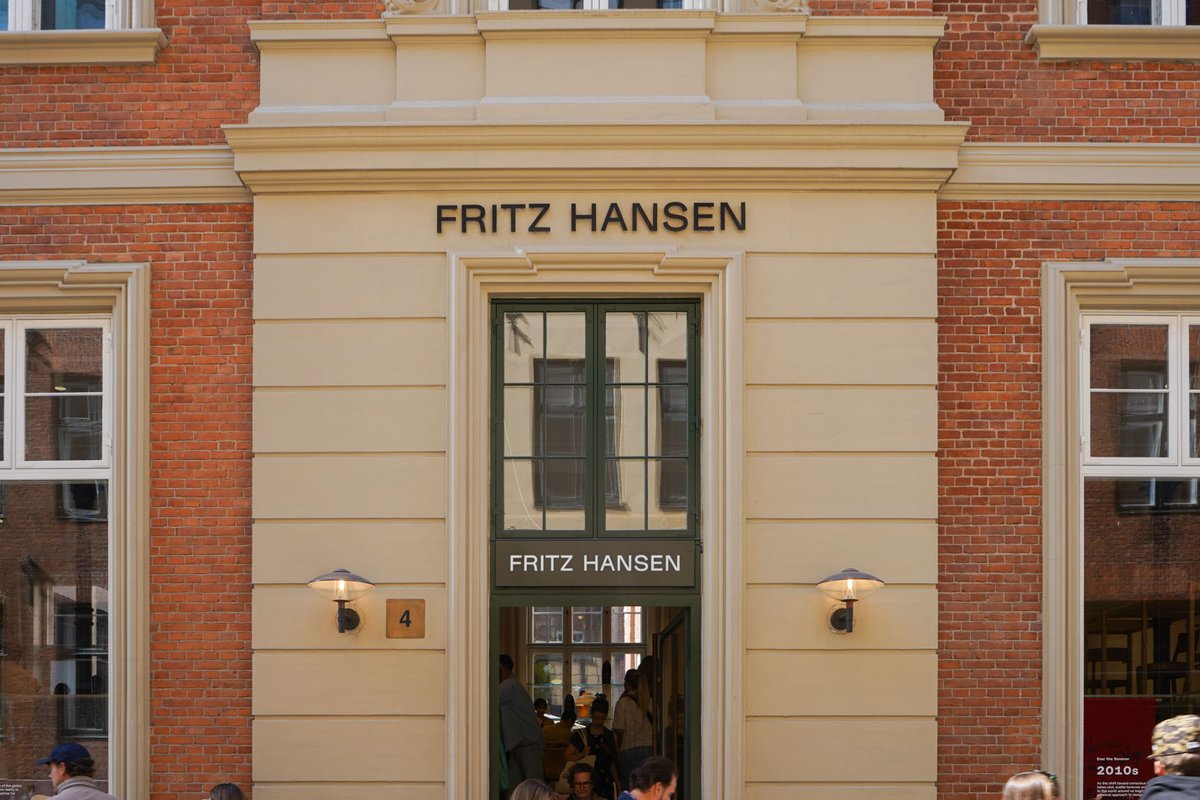 フリッツ・ハンセンのデンマークショールームの見学の様子をブログにて更新しました！フリッツ・ハンセンでは現在リビングルームキャンペーンも開催中ですので、そちらも併せてご覧ください！

▼詳細はこちら
nonversus.jp/vmag/2025-2423…