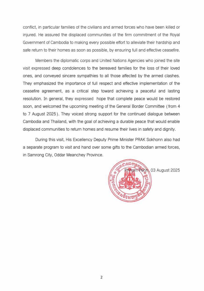 pheaktraneth's tweet photo. Members of Diplomatic Corps and United Nations Agencies who jointed the site visit expressed the deep condolences to bereaved families for the lost of the loved ones and convey their sympathies to all those affected by the armed clashes. #Cambodia https://t.co/8YasCJTzLy