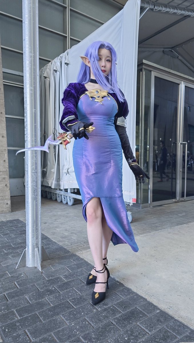 ルールブレイカーを使おうとしているメディアさん

#FGO
#FGO10周年
#FGOフェス2025
#FGOフェス