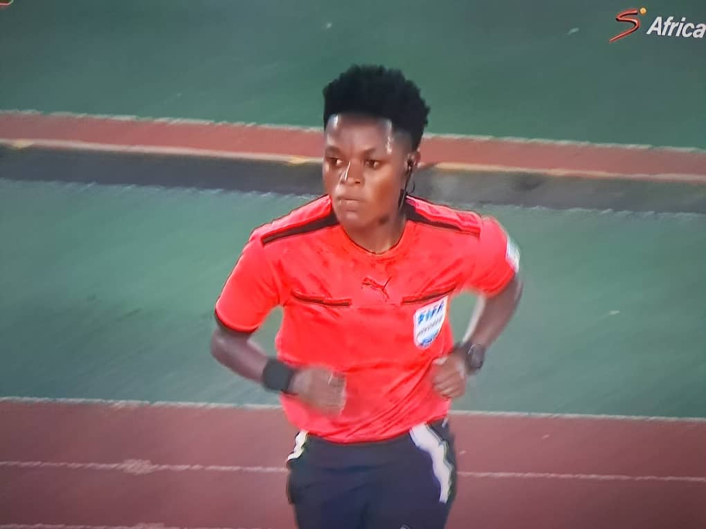 Ugandan female referee Shamirah Nabadda has officiated the CHAN game between Madagascar and Mauritania which has ended in a goalless at Benjamin Mkapa stadium in Tanzania.