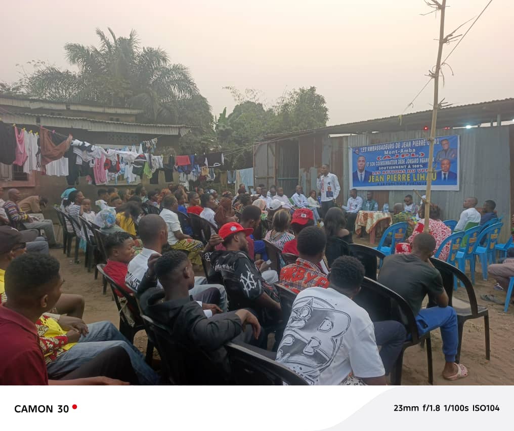 AjplO52459's tweet image. 🔴#RÉDYNAMISATION. 

La tempête du savoir avance à vive allure , L&apos;#AJPL/MONT-AMBA se lance un défis majeur, celui de faire de tous les habitants de sa contré les ambassadeurs  de Jean-Pierre LIHAU ‼️

Rec en image 📷: la descente du comité directeur de la Coordination urbaine du…