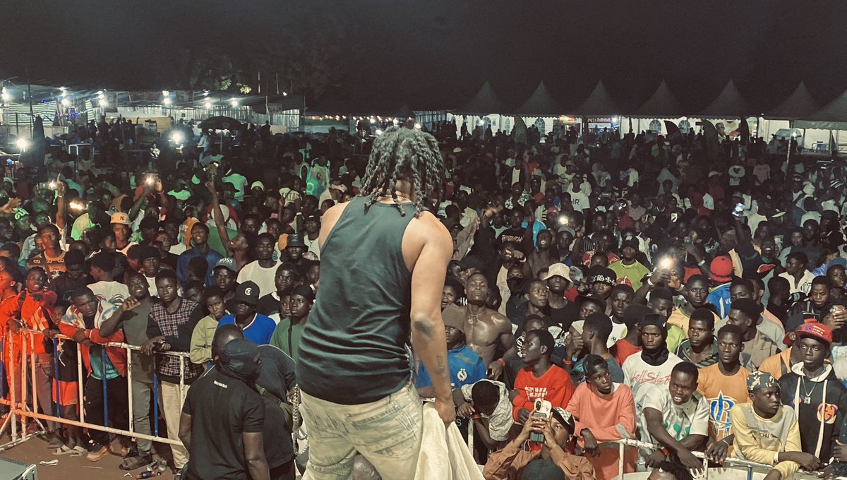 Morganneromusic's tweet photo. Foire Akato last night 🇹🇬🙌🔥 https://t.co/2nkX3OZWSN