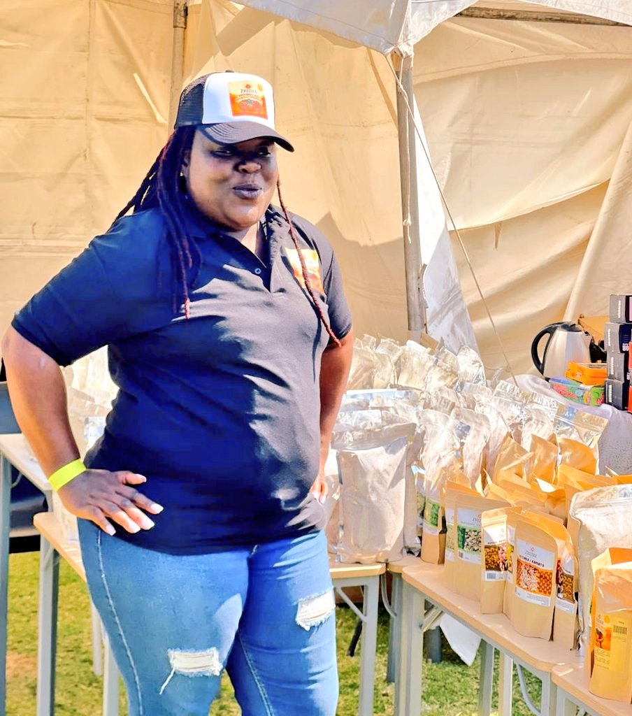 lilomatic's tweet image. Introducing VaMhamha! VaMhamha vehutano and healthy eating. Your health is your wealth! #BuyZhizha #BuyZimbabwe