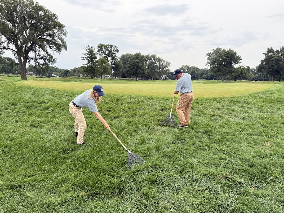 Donald Cross tweet media