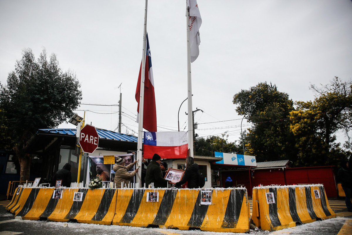 La Fiscalía de O’Higgins confirmó el hallazgo final del sexto trabajador minero muerto en El Teniente.

Así Moisés Esteban Pavez Armijo, de 33 años es la sexta víctima del accidente del jueves pasado en el proyecto Andesita.-

📸 © AgenciaUno/Diego Martin