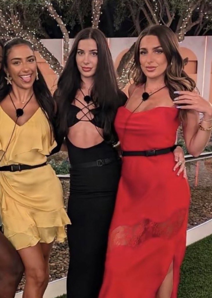 OUR FINALISTS 🫶🏻

give all three of them the win right now &lt;3 #loveisland #loveislanduk
