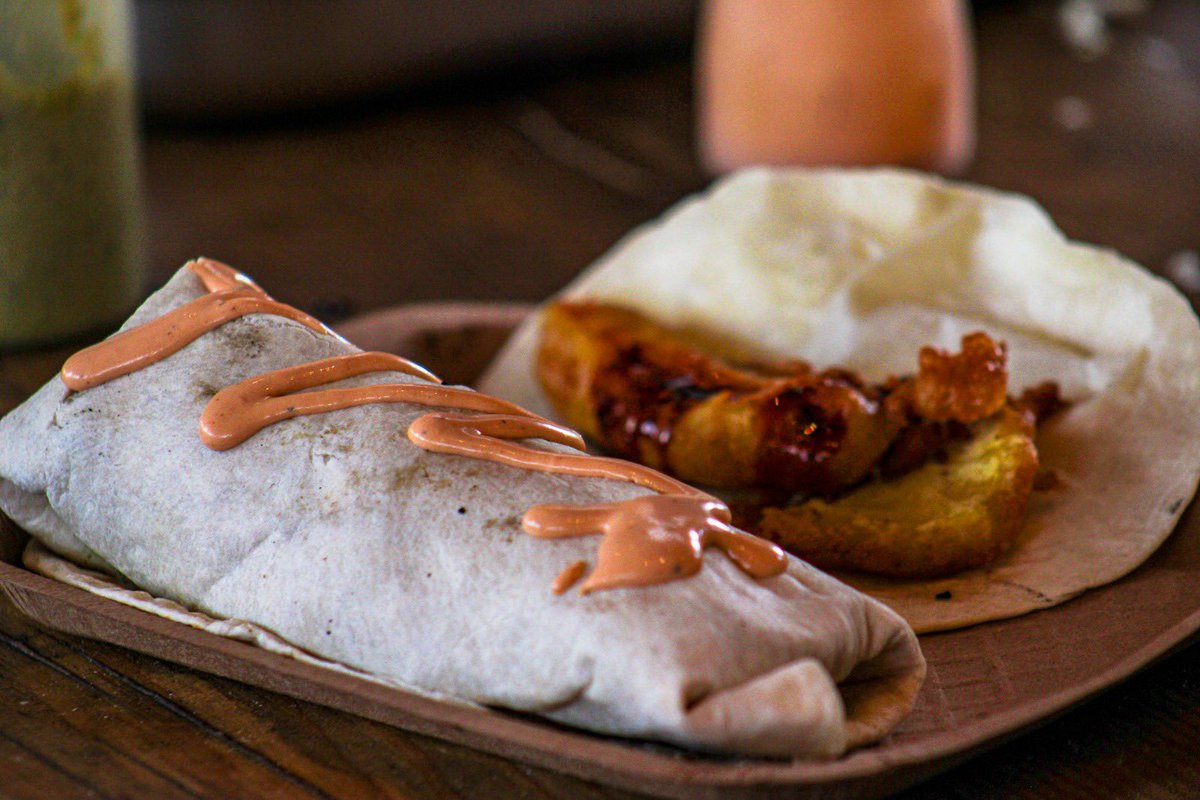 Este fin de semana Baja California nos abrazó con sus historia, su música, su gente y su cocina.
Cantamos, compartimos y nos llenamos el corazón con el espíritu del norte.
✨ seguimos celebrando esta tierra que resiste, crea y florece. ¡Te esperamos en Los Pinos!