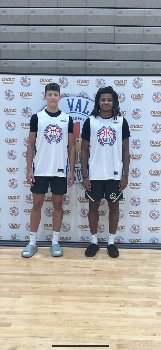 Luke Byrer (@lukebyrer1) on Twitter photo Thanks <a href="/OVAC_One/">Ohio Valley Athletic Conference</a> for a great showcase today! I’m thankful for the opportunity to play in front of some excellent coaches!
<a href="/Universityhoop1/">Universityhoops</a> <a href="/OllyReedSports/">Olly Reed Sports</a> <a href="/Coach_Staley/">Brandon Staley</a> <a href="/WVGoldHoops/">WV Gold Hoops</a> <a href="/Kaleil_lewis5/">Kaleil Lewis</a> Thanks <a href="/OVAC_One/">Ohio Valley Athletic Conference</a> for a great showcase today! I’m thankful for the opportunity to play in front of some excellent coaches!
<a href="/Universityhoop1/">Universityhoops</a> <a href="/OllyReedSports/">Olly Reed Sports</a> <a href="/Coach_Staley/">Brandon Staley</a> <a href="/WVGoldHoops/">WV Gold Hoops</a> <a href="/Kaleil_lewis5/">Kaleil Lewis</a>