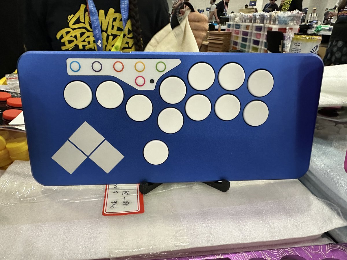 AmbrosiosFGC tweet media