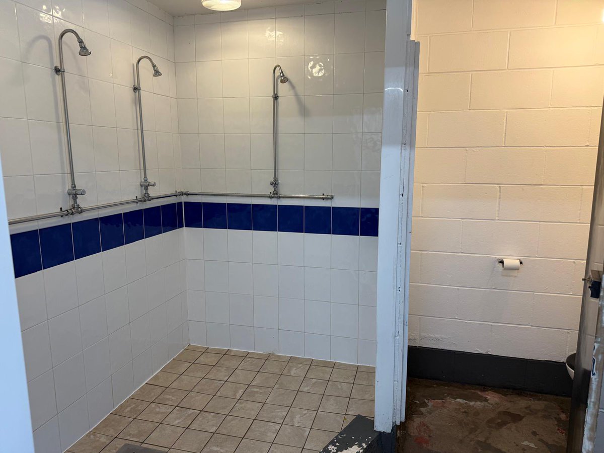Final word from us this evening goes to <a href="/lowerbreck/">LOWER BRECK FC</a>. A team we’ve seen plenty of over the last few years. 

They were well backed by great fans, volunteers and committee today and although not their day on the pitch, they left the changing room spotless.

Class. 👏🏻 

#HallamFC
