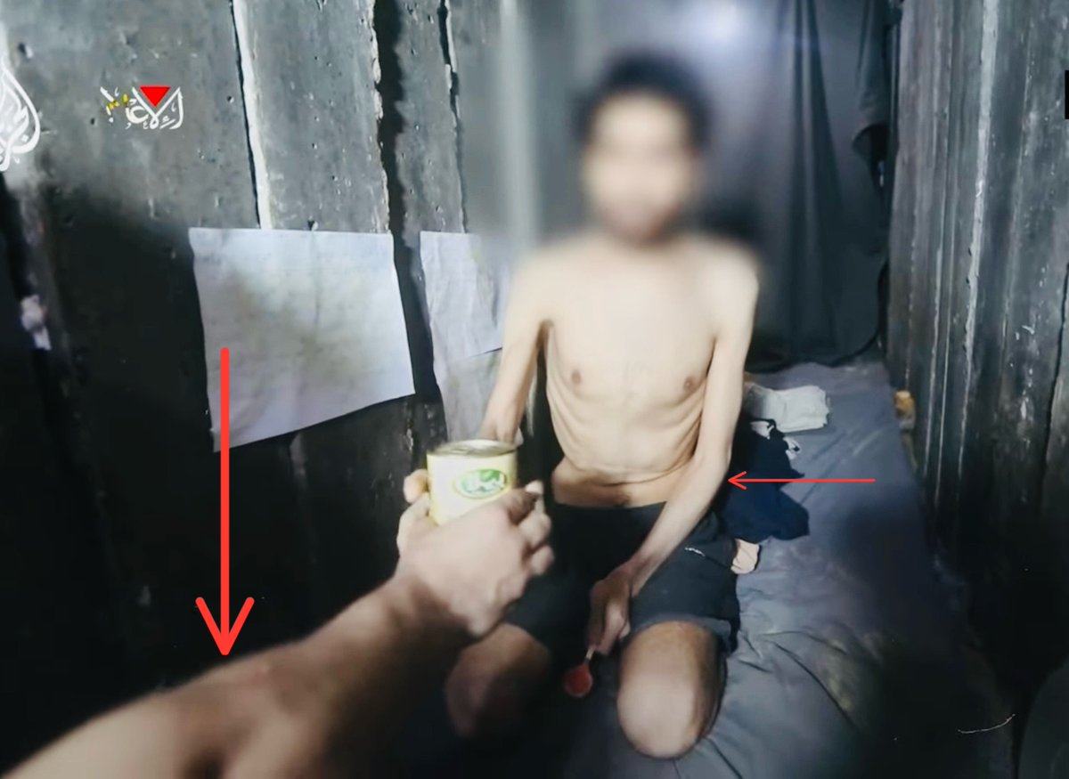 نشرت حماس فيديو على انه "دليل" بان المجاعة في غزة طالت حتى الرهائن، لكنه فضح كذبهم وتلاعبهم بالبشر. الاسير الذي ظهر في الفيديو عانى من هزال شديد يشير بوضوح الى تجويع متعمد وممنهج، وليس مجرد "تأثر بالحرب". بينما ذراع عنصر القسام الذي يقدّم الطعام تبدو طبيعية، قوية، بلا اي اثر