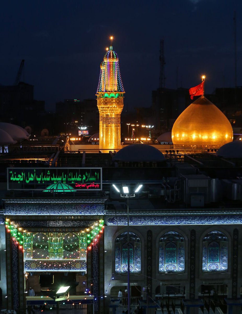#حب_الحسین_یجمعنا
#ایران_اباعبدالله
مارا گناه محتاجِ این و آن کرد
ورنه حسین می‌داد نانِ مارا..♥️