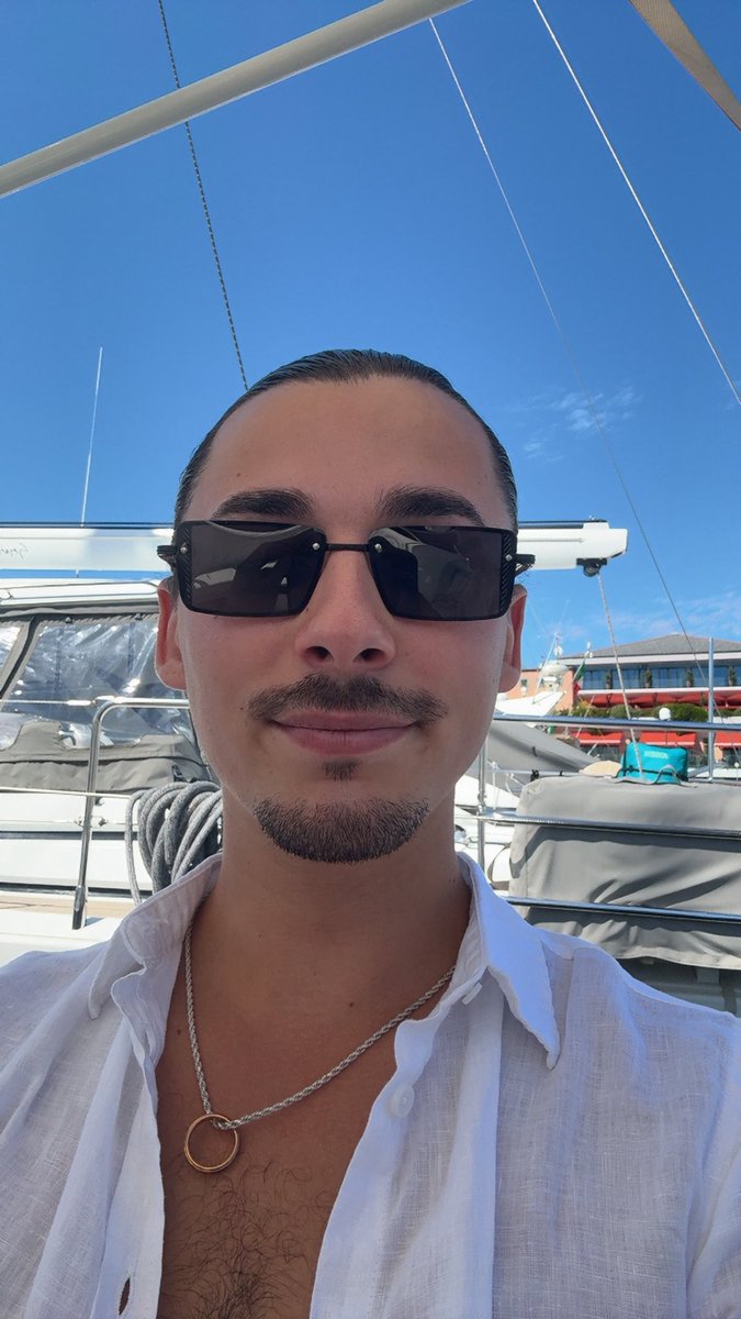 Boat days 🤓 🛥️