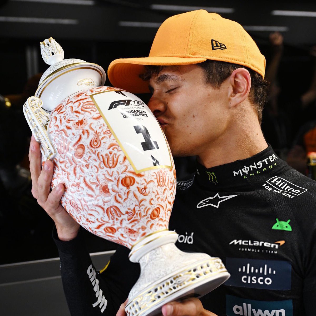 snoopylando's tweet photo. #REDEMPTION 🏆 https://t.co/mIVthdmiNr