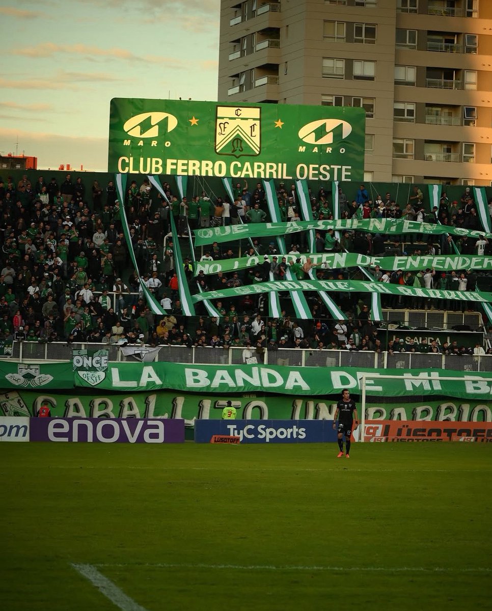✊🏼 Hoy más que nunca, ¡TODOS JUNTOS!

💚 Ellos adentro, y nosotros afuera.