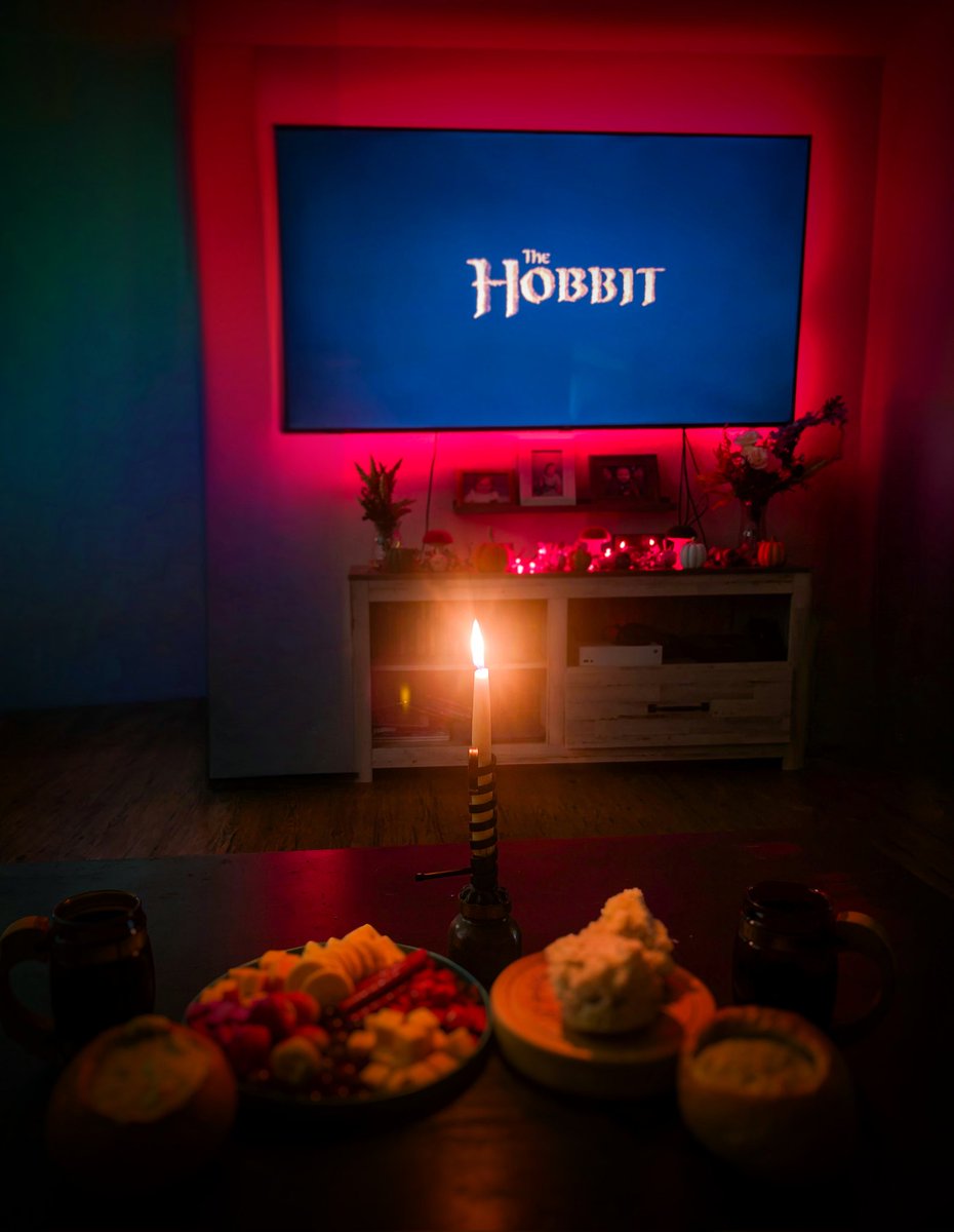 I worked my a$$ off all day, only to come home on a random Tuesday, throw on this dress, eat comfort food and play <a href="/talesoftheshire/">Tales of the Shire</a>. I waited over a year for the release. I'm glad I made it extra.