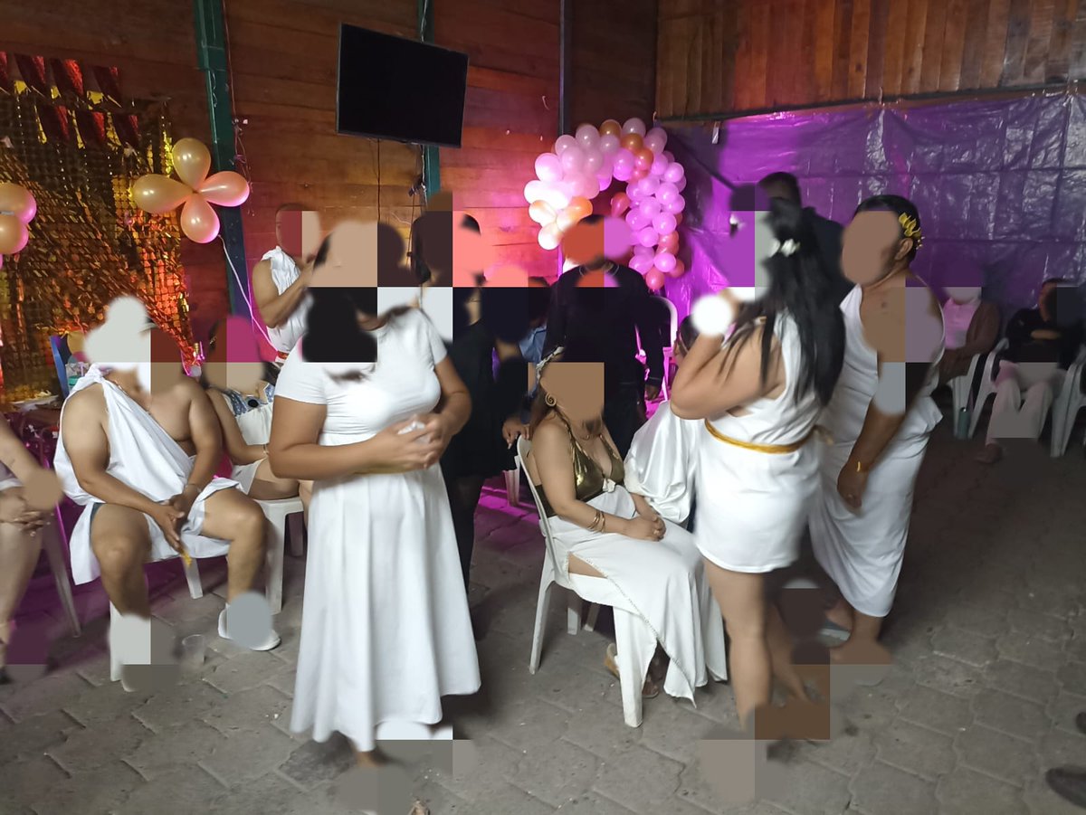 LunayRafa's tweet photo. Muchas gracias por acompañarnos, una gran celebración 🎂🥳 gracias a todos los que lo hicieron posible https://t.co/cdL2IyW9QW