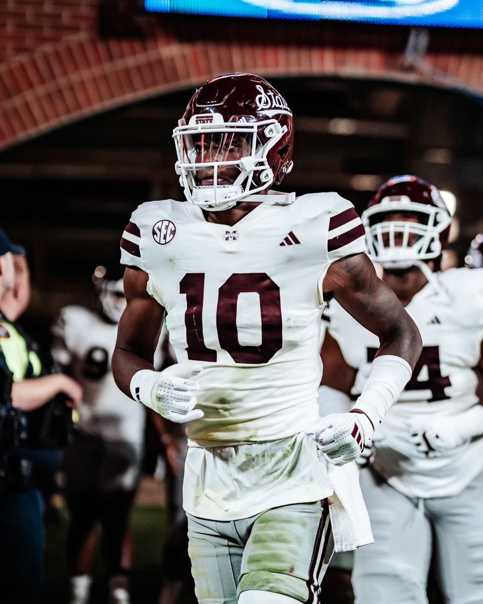 Marcus Rogers (@coachrogers88) on Twitter photo Let’s welcome <a href="/ellington_corey/">Corey Ellington™️</a> back home, Former Holmes County Central graduate and <a href="/HailStateFB/">Mississippi State Football</a> graduate will be a P.E. Teacher at Durant Elementary and Safeties Coach for The Jaguars….. Stay Tuned because his story is just beginning!!!
#FINISH Let’s welcome <a href="/ellington_corey/">Corey Ellington™️</a> back home, Former Holmes County Central graduate and <a href="/HailStateFB/">Mississippi State Football</a> graduate will be a P.E. Teacher at Durant Elementary and Safeties Coach for The Jaguars….. Stay Tuned because his story is just beginning!!!
#FINISH