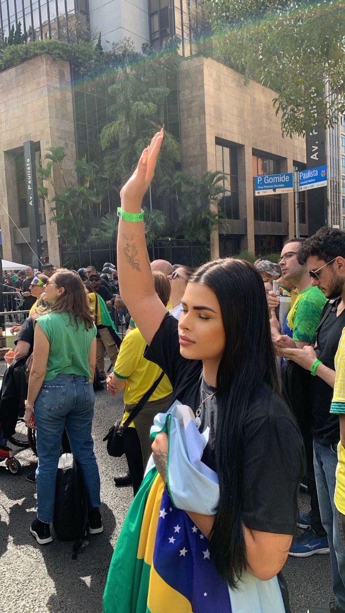 Sophia Barclay tweet media