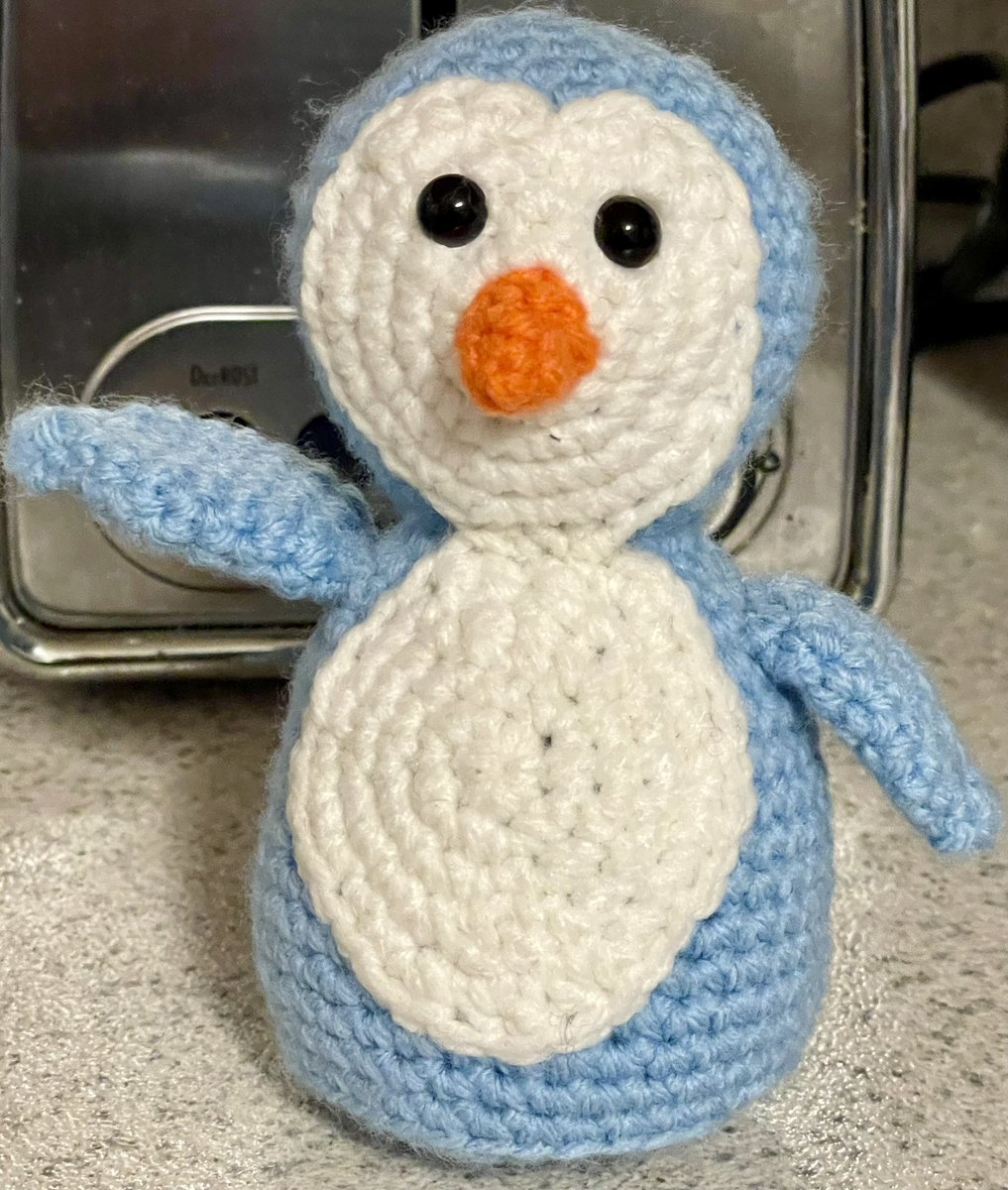 My friend had someone make this for me. $Pengu #PENGU ❤️🐧