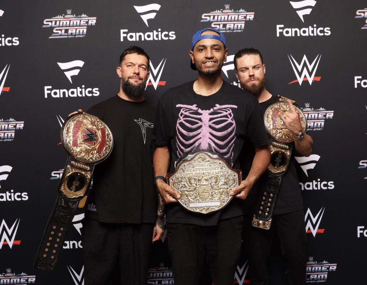 RAMSPEZ18's tweet image. It was awesome meeting you guys today at #SummerSlam Takeover today!  @WWEAsuka @BretHart @itsBayleyWWE @FinnBalor &amp;amp; @jd_mcdonagh!