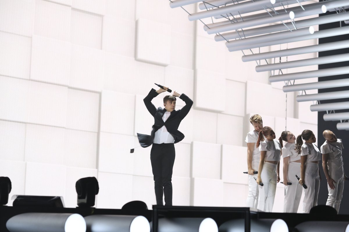 Could Loïc Nottet be returning to Eurovision in 2026? dlvr.it/TMH75T