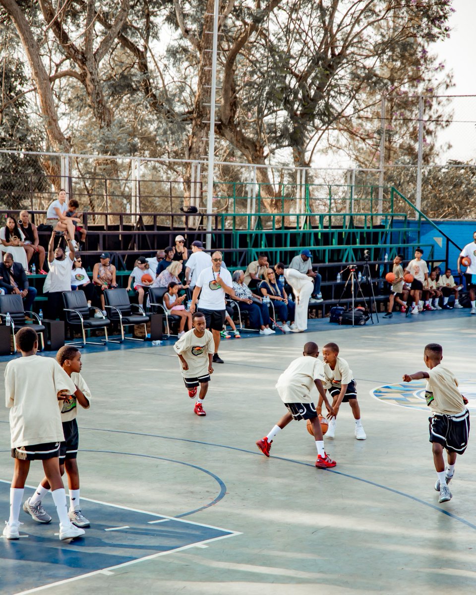 Rwanda Development Board (@rdbrwanda) on Twitter photo Today, H.E. President Paul Kagame graced the Kawhi Leonard Basketball Day Camp at Club Rafiki, in Kigali.
Also in attendance were RDB CEO <a href="/afrika_jean/">Jean-Guy K. Afrika</a>, <a href="/Rwanda_Sports/">Ministry of Sports|Rwanda</a> Minister <a href="/nmukazayire/">Nelly Mukazayire</a> and <a href="/GiantsOfAfrica/">Giants of Africa</a> Co-founder Masai Ujiri.
The session, led by two-time NBA Champion Today, H.E. President Paul Kagame graced the Kawhi Leonard Basketball Day Camp at Club Rafiki, in Kigali.
Also in attendance were RDB CEO <a href="/afrika_jean/">Jean-Guy K. Afrika</a>, <a href="/Rwanda_Sports/">Ministry of Sports|Rwanda</a> Minister <a href="/nmukazayire/">Nelly Mukazayire</a> and <a href="/GiantsOfAfrica/">Giants of Africa</a> Co-founder Masai Ujiri.
The session, led by two-time NBA Champion