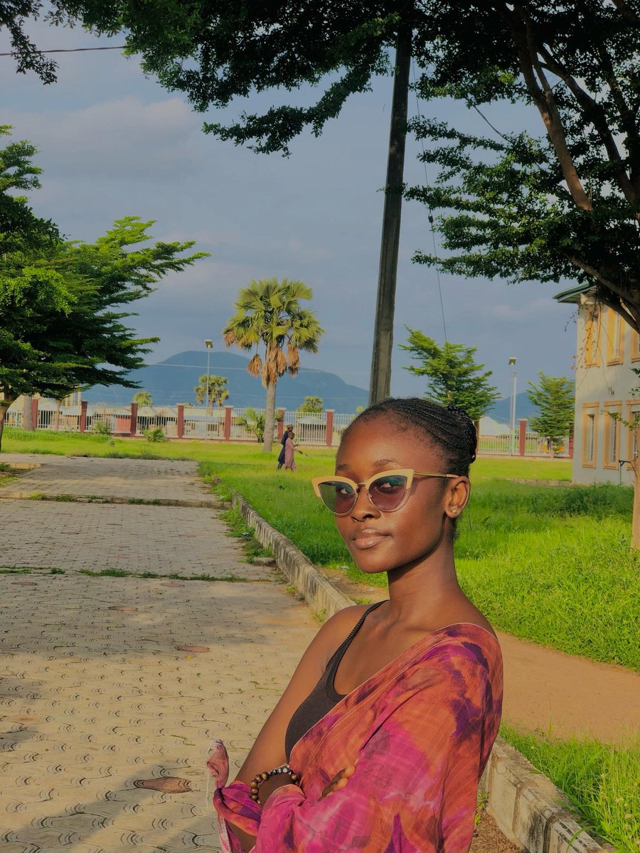 JaylaSimNoM's tweet image. Just because it's been a min.