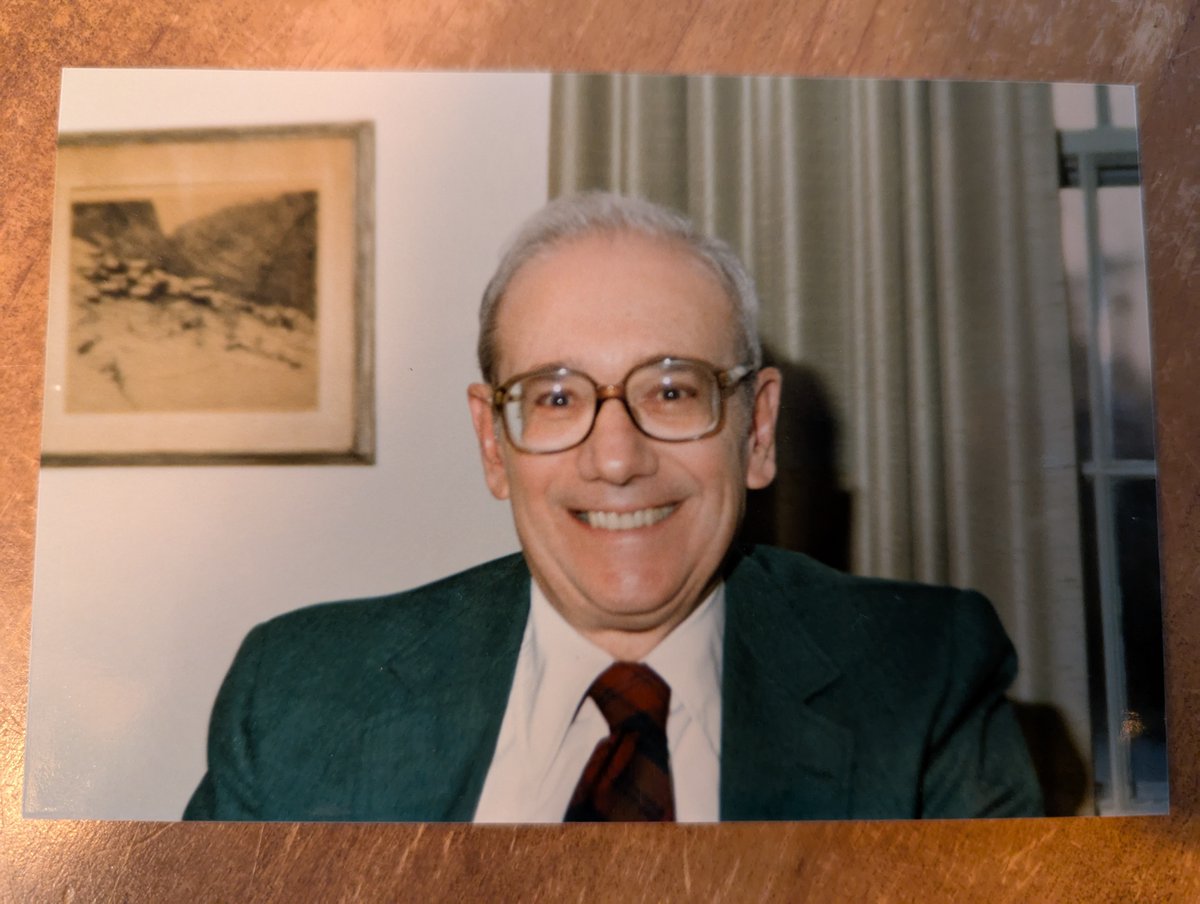 eampno's tweet image. William Manus, Sept.28, 1925- Aug. 1, 2025 Passed peacfully. Even in grief, it's comforting to know that Dad's illness was brief compared to a long, healthy and Happy life.  We love you and will miss you.