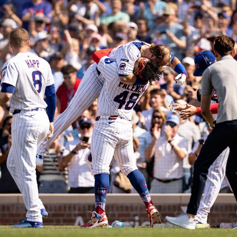 Justin Turner is 40 years old. He’s played 17 MLB seasons.

He just hit the first walk-off home run of his career.