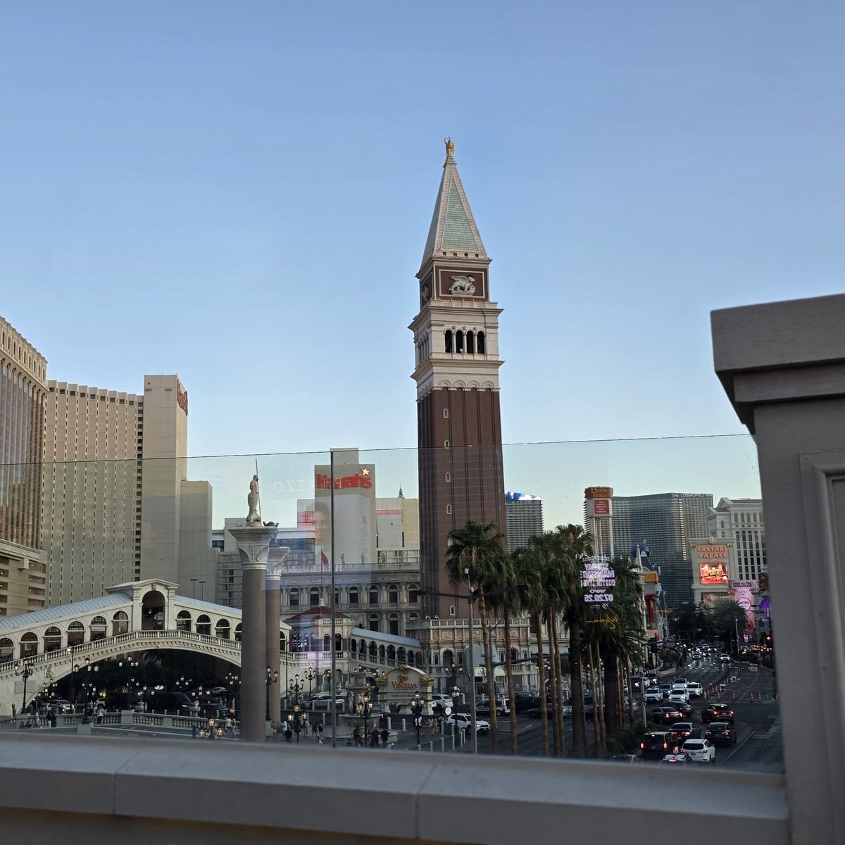 GGSoFly's tweet image. The Las Vegas Strip during the day 🏙