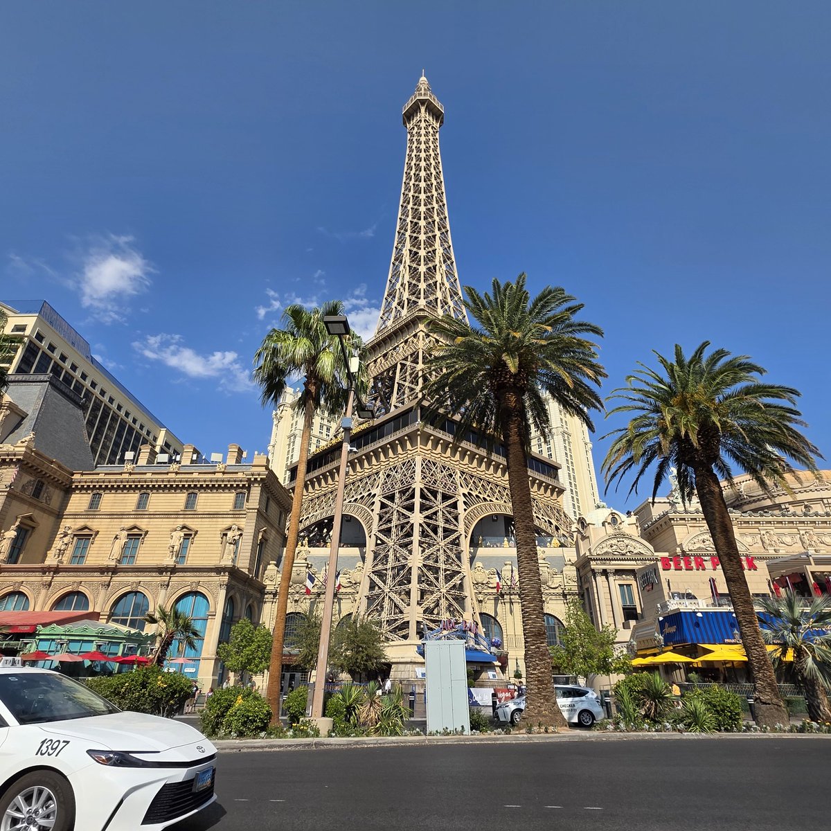 GGSoFly's tweet image. The Las Vegas Strip during the day 🏙