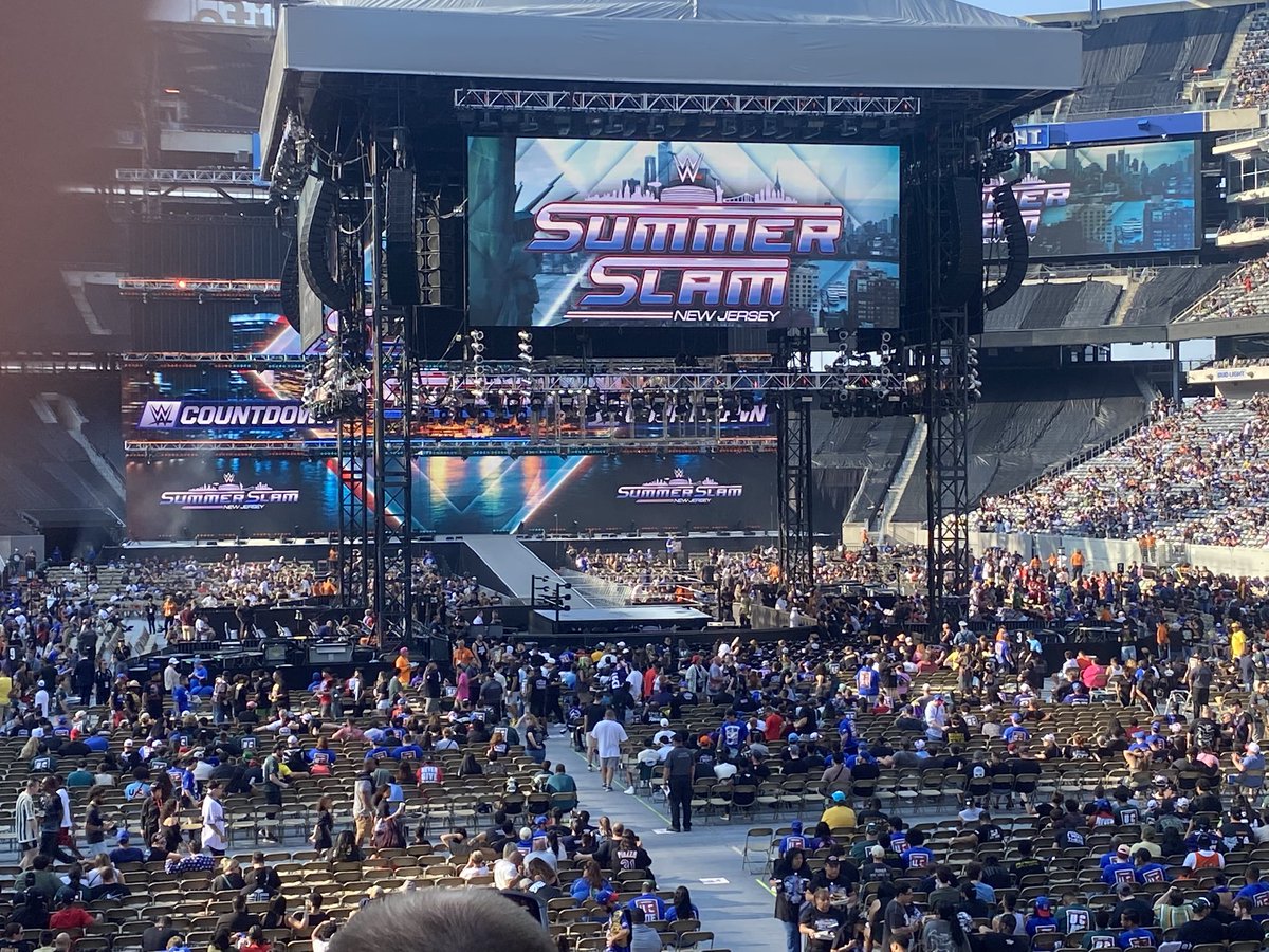 yomamahouce's tweet image. Night 2