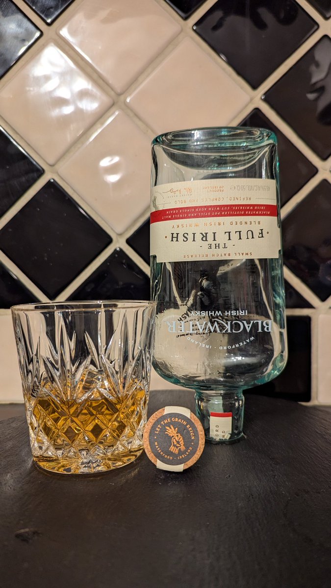 Sav70's tweet photo. I'm all about the #TumblerClub these days. This one is a #BottkeKill of @BlackDistillery The Full Irish. It was good. Cheers all. https://t.co/xrIIEluZRD