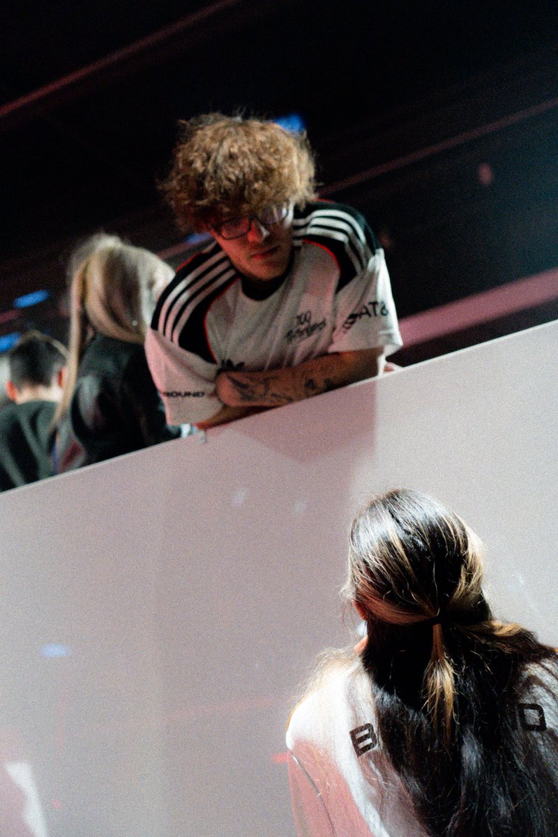 Photos like these always make me smile. 

P.S got permission to post these. Normally I avoid posting the couple photos out of respect.