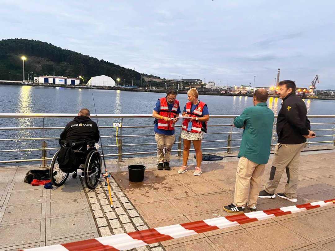 II Campeonato de Asturias Mar Costa de #PescaAdaptada

|| <a href="/cosanuesa/">Cosa Nuesa</a>  || @FASPYC || <a href="/AytoAviles/">AytoAvilés</a>  || @PuertoDeAvilés ||

|| #cdcosanuesa || #faspyc || #dxtasturiano || #PuertoAviles || #deporteasturiano || #deporteadaptado || #DeporteInclusivo ||