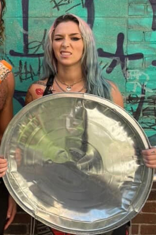 Charmander ↯ Not@NixonNewell tweet media