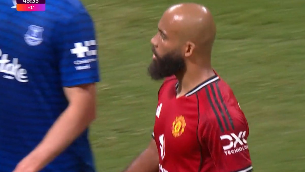 Thoughts on the first half??
Well, 
*Hojlund could learn one or two about retracing to defend when he loses the ball like Mbeumo does

*Bruno well, skipper class

*Mainoo has been quietly decent in slowing down the pace of the game and defending 

*Cunha and that position tho🌚
