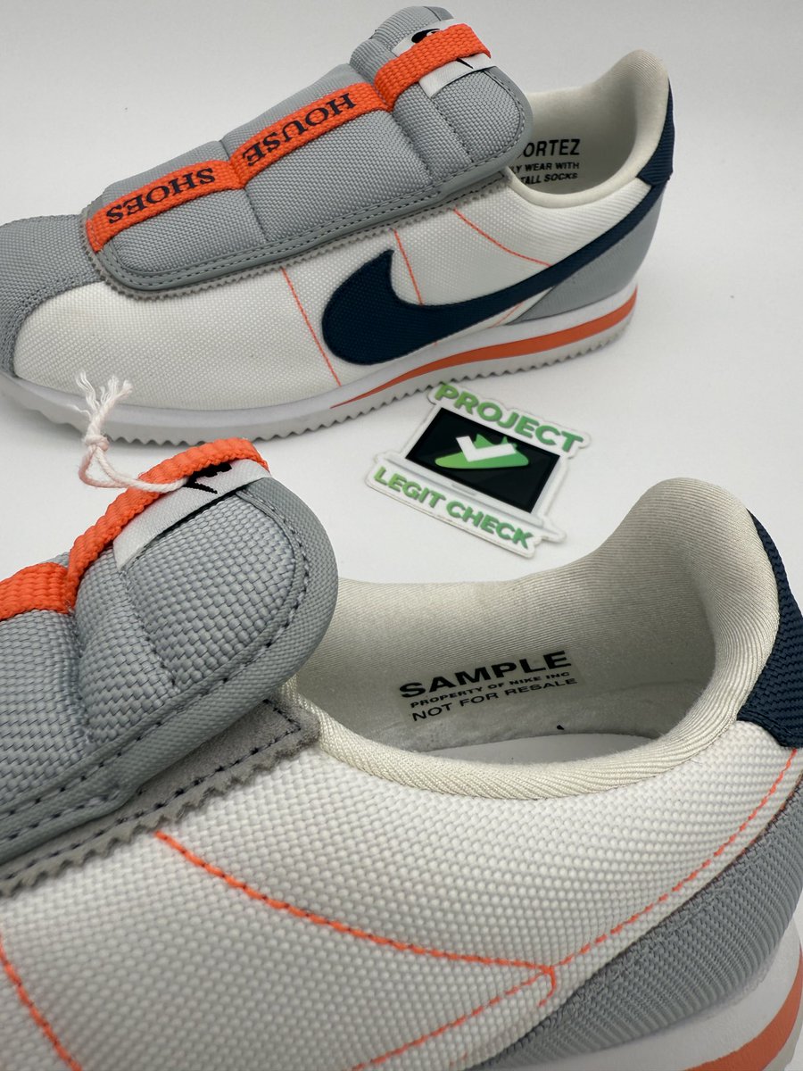 Kendrick Lamar x Nike Cortez “Kenny IV” / “House Shoes” [SAMPLE]
⁣
-&gt; PID: AV2950-100
-&gt; Color: White/ThunderBlue-WolfGrey-TurfOrange
-&gt; Retail: $100
-&gt; Release: 10/14/2018
-&gt; 📸: <a href="/MarchingDogsLLC/">Marching Dogs</a>