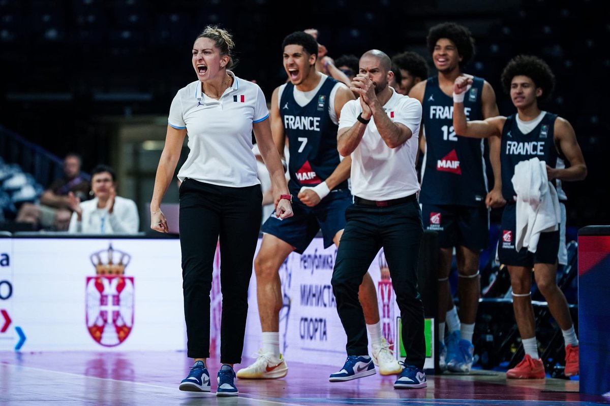 🇫🇷 Élise Prodhomme made history this summer as the first female head coach of a French men's youth national team and led them to the 2025 U18 EuroBasket silver medal.

Great read from <a href="/Be_BasketFr/">BeBasket</a> on her remarkable journey. This was France’s first medal since 2018 in the U18!
