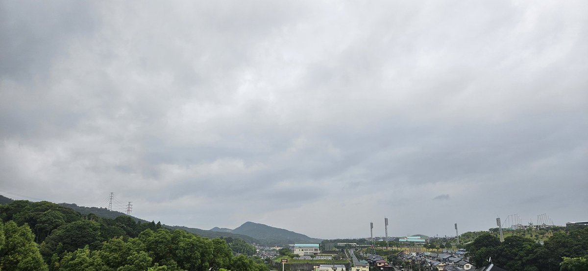 おはようございます☔
1600年8月4日(旧暦)、富田高定が没。
富田一白の子。
元は三好康長の家臣で養子となった豊臣秀次に仕えた。
秀次が自刃後に京の西山に幽居したが、前田利長にその将才を惜しまれて召し抱えられた。
関ヶ原の戦いの際、加賀大聖寺城攻めにて奮戦し討死した。
本日も良い１日を✨️